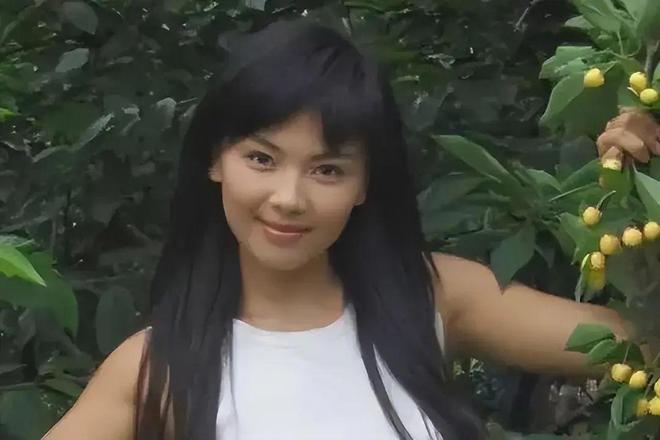 贤妻人设才是她的骗局……46岁刘涛偷偷换了活法：(图17)